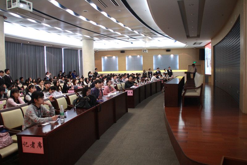 公司参加校“五四”综合表彰评选述职答辩会