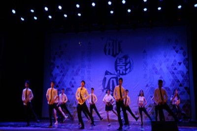 时光不老，我们不散——公司举办第五届“刑影不离”欢送2012级毕业生晚会